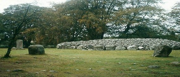 clava cairns